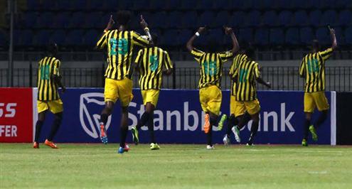 فيديو.. فيتا كلوب ينهي على أحلام الزمالك الإفريقية بخطأ ساذج من «أبو جبل»